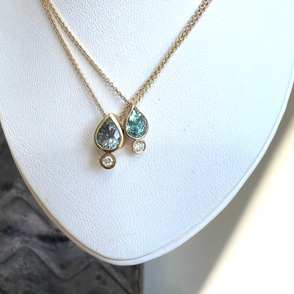 BLUE/GRAY SAPPHIRE DIAMOND SACRED SEED NECKLACE