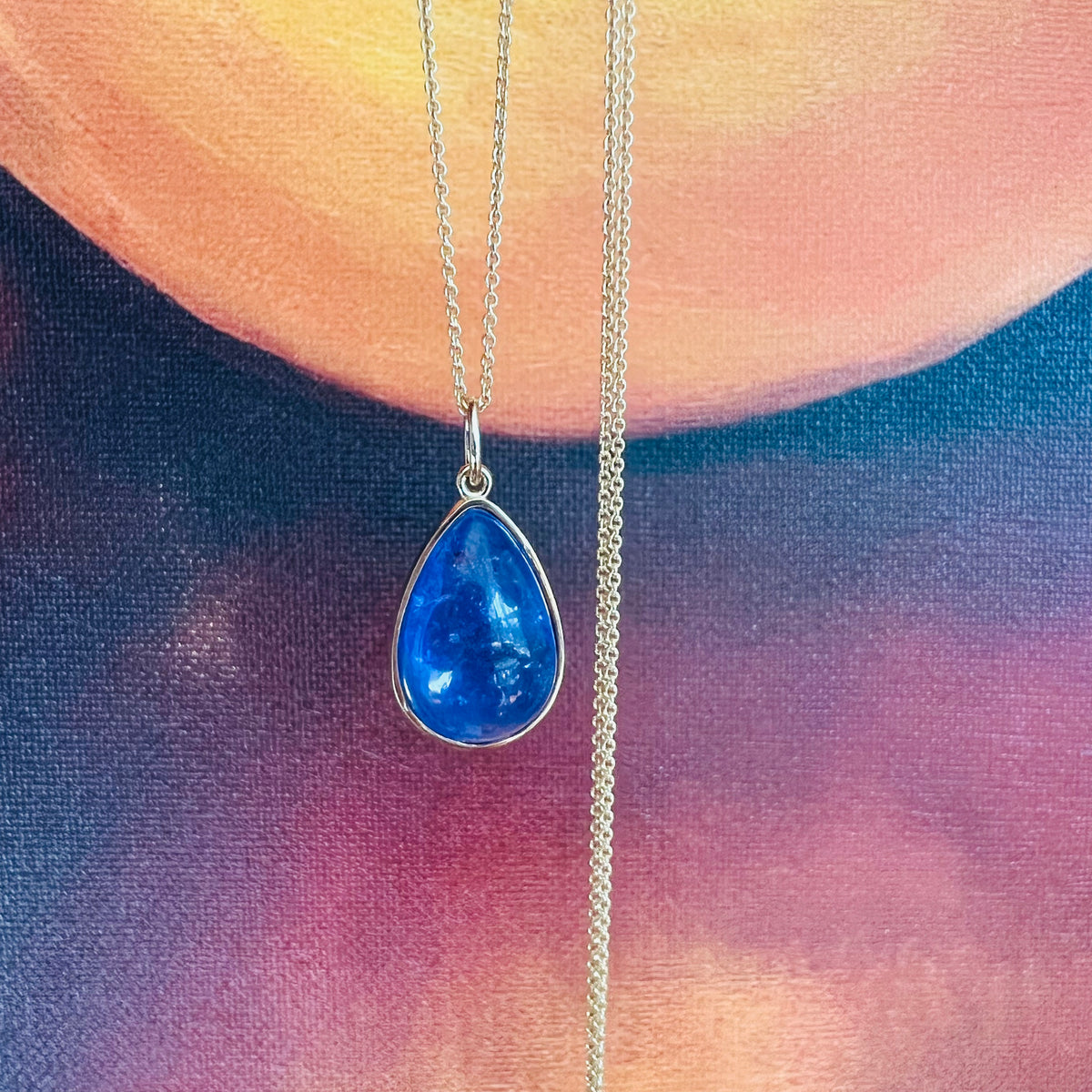 COLORFUL GEMSTONE PENDANTS IN 18K