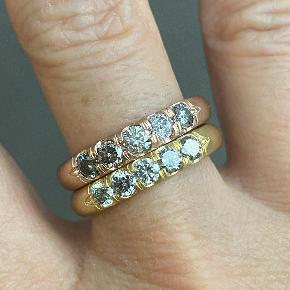 GRAY DIAMOND GOLD STACKING BAND